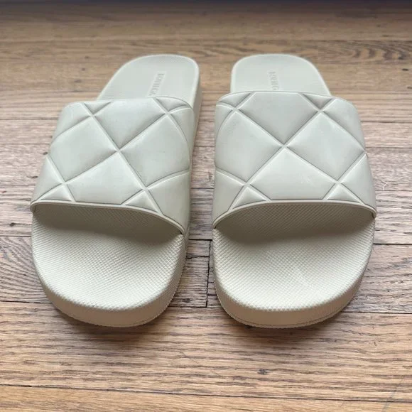 Bottega Veneta | Shoes | Bottega Veneta Embossed Rubber 